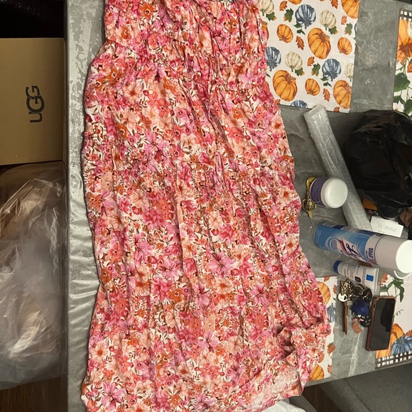 En Saison Pink Floral Maxi Dress - Picture 1 of 2